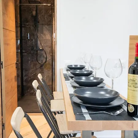 L'obsidienne - Sauna & - Parking, Train Station Daire *